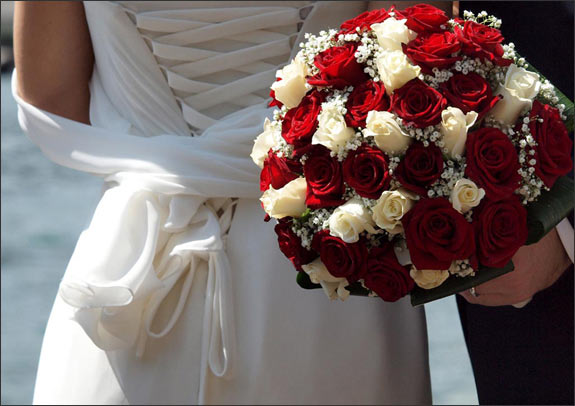 red white rose wedding bouquet